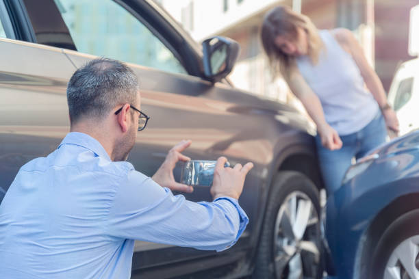 Professional Full Coverage Car Insurance technician working in Ellport, PA